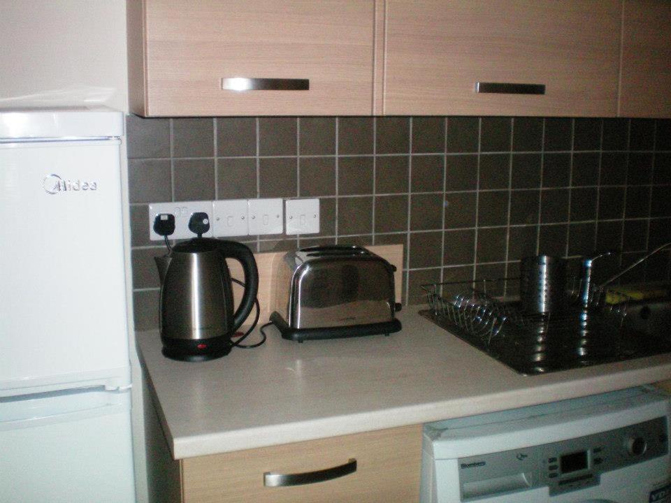 103 Elegant 2 Bed Apartment With Free Wifi, Ac, Pool & Gym! Larnaca Zewnętrze zdjęcie