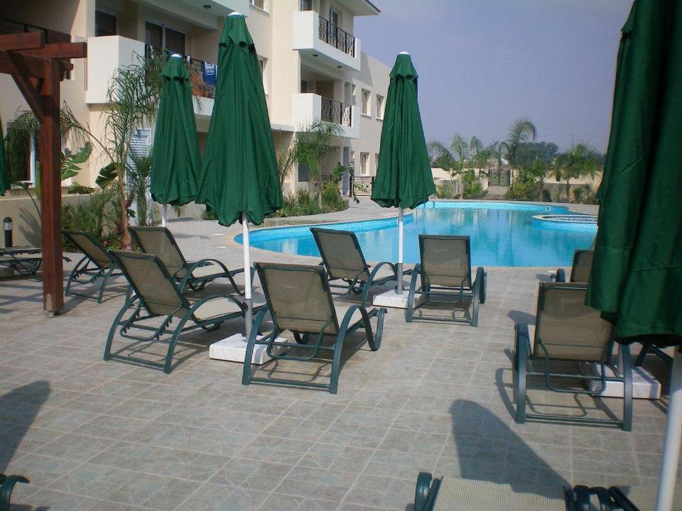 103 Elegant 2 Bed Apartment With Free Wifi, Ac, Pool & Gym! Larnaca Zewnętrze zdjęcie